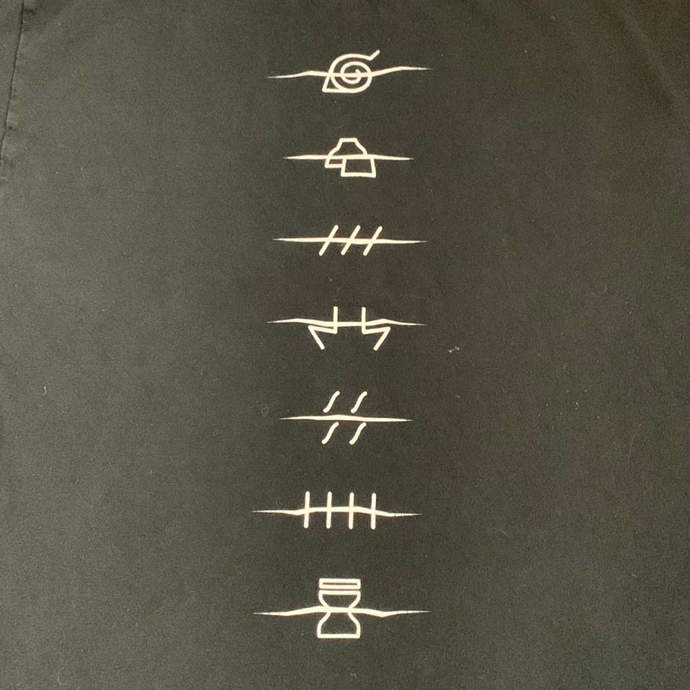 Naruto Shippuden Symbols Anime Graphic T-shirt S Black